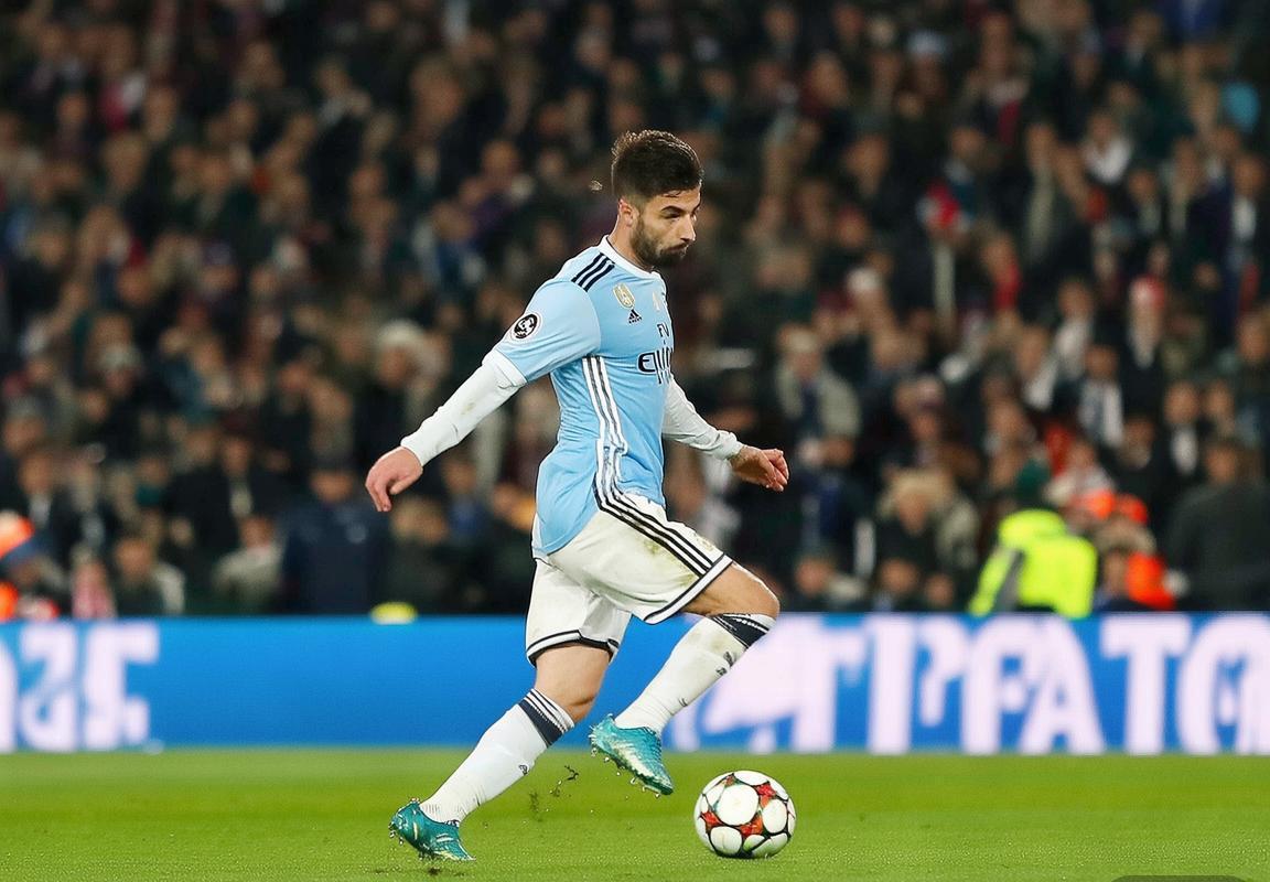 欧冠欧联杯战报：曼城逆转皇马占先机，阿森纳3-0完胜领跑，纽卡斯尔2-2勒沃库森留遗憾